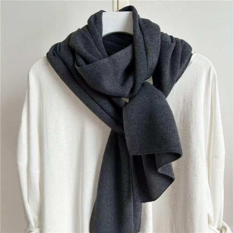 T081 all-match new style knitted solid color men's scarf autumn and winter warm neck scarf female winter high-end couple long