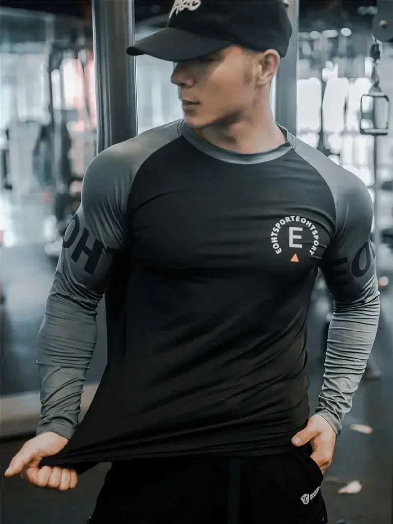 Mens T-shirt sports fitness shirt mens long sLeeved T-shirt quick drying breathable tight fitting suitable for training top W250111