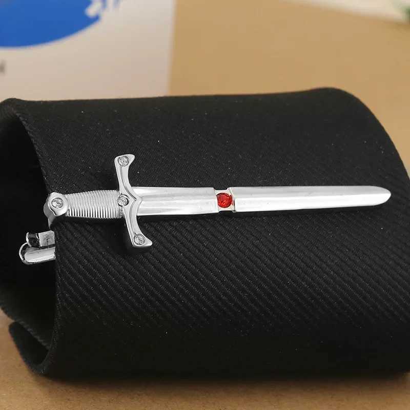 Sword tie clip mens Busin Banquet party official Dr shirt Necktie Accordies fashionable simple crystal tie clip W250111