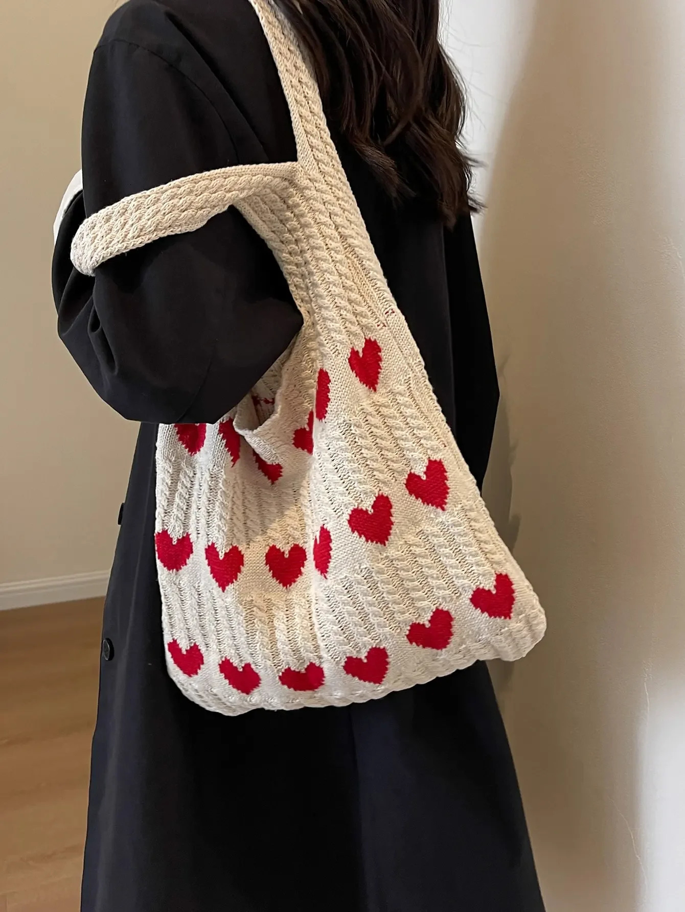 1pc Heart Pattern Color Blocking Crochet Handbag Shoulder Bag Large Capacity Fashion Beach Versatile Commute 250107