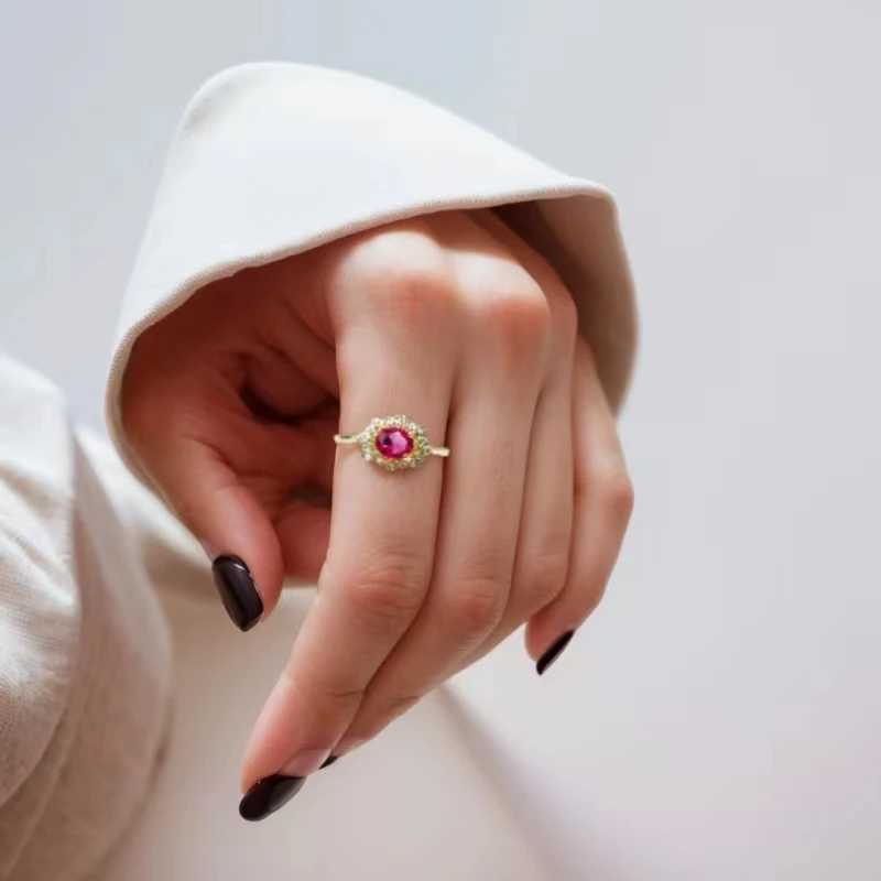 Red zircon titanium steel ring fashionable lightweight delicate stainless steel zircon ring W250111