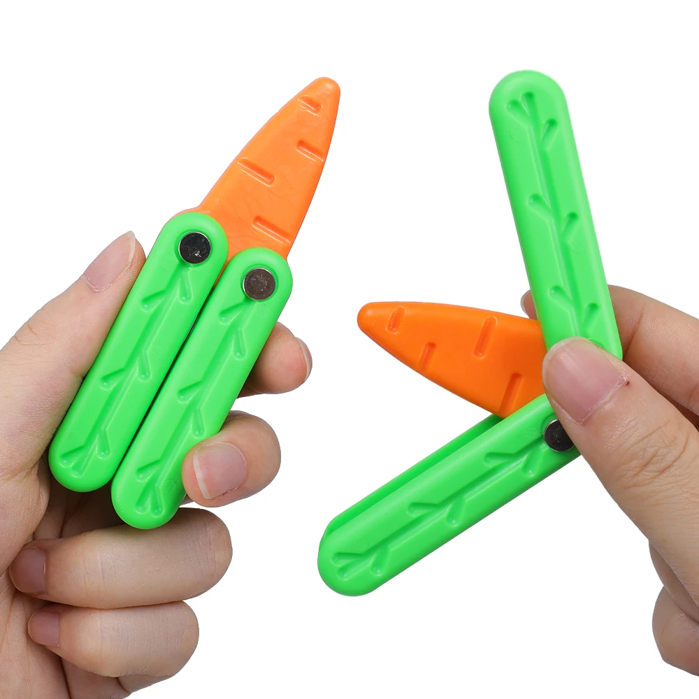 New 3D Gravity Butterfly Training Knife Carrot Gravitys Knife Decompression Toy Children Decompressions Push Card Small Toys