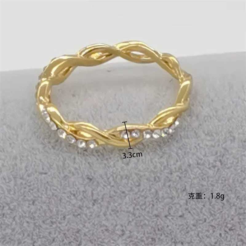 Vintage Rose Gold Color Twist Classical Cubic Zirconia Wedding Engagement Ring for Woman Girls Thin Crystals Rings Jewelry GiftXJ250110