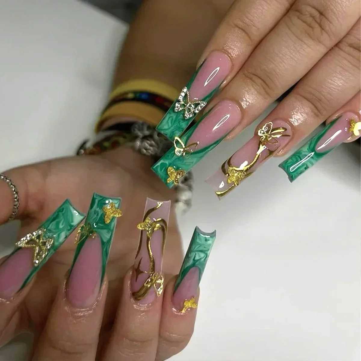 24Pcs Green French Fake Nails with Diamond Gold Butterfly False Nails Elegant Acrylic Artificial Nails Wearable Long Square NailXJ250110