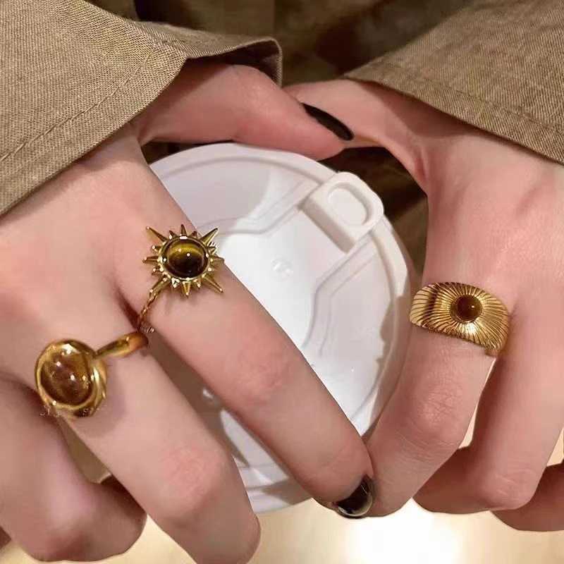 Vintage brown stone ring suitable for girls irregular sun gold aesthetic ring exquisite jewelry fashionable party accessory gift W250111