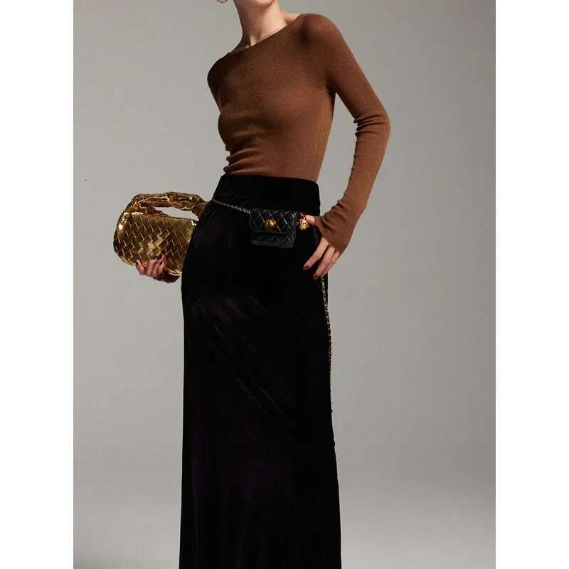 Elegant Knitted Women's Pullover Sweater Blend Of Wool And Silk Seamless One-E Coat For Autumn/Winter