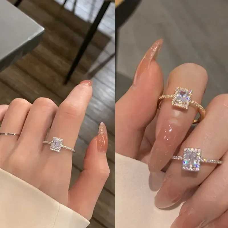 Luxury Classic Moissanite Female Engagement Ring Square Lucky Ring Adjustable Gold Ring Charm JewelryXJ250412