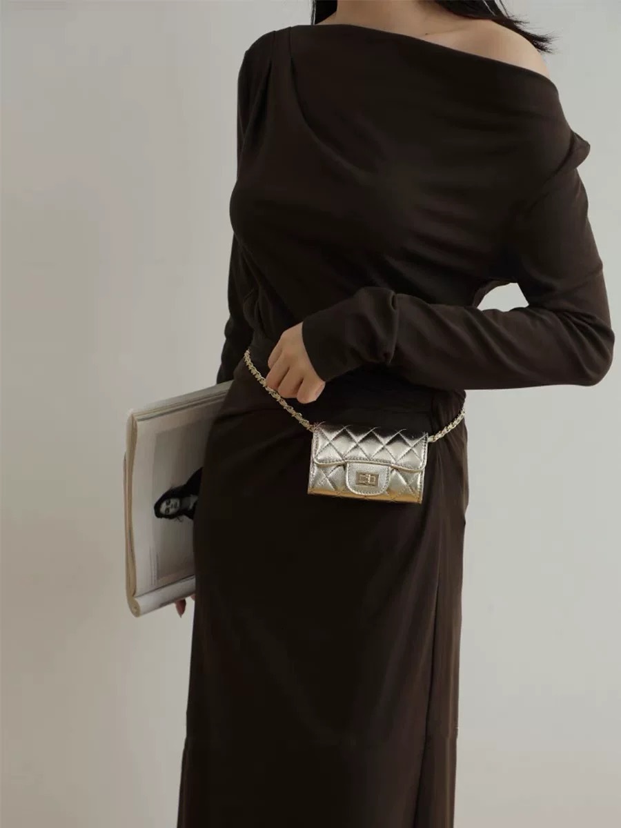 Bag Xiaoxiangfeng Ling Grid Chain Lock Small Square Women's Mobile Phone 2024 New Niche Fashion Single Shoulder Crossbody Bag
