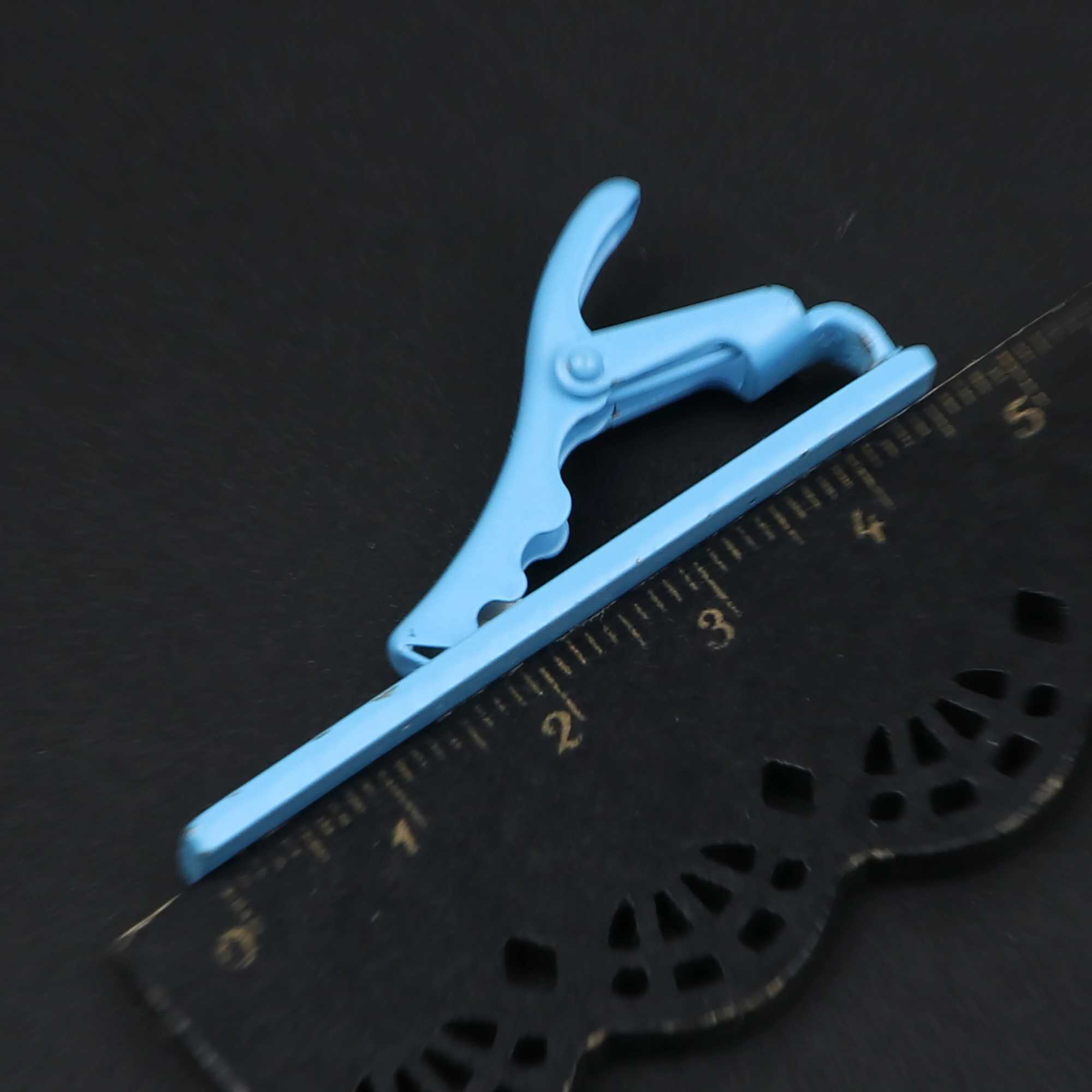 4.5cm Mens Classic Tie Clip for Mens Wedding Party Busin Off Class Suit Collections Colorful Tie Clip W250111