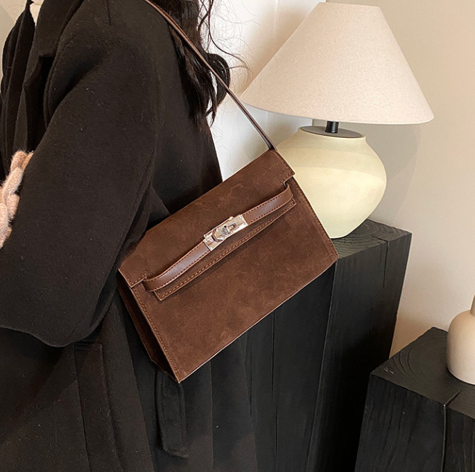 Women Shoulder Bag Fashion High-end Retro Niche Versatile Armpit Bag Large Capacity Triple Black Brown Coffee Free shipping