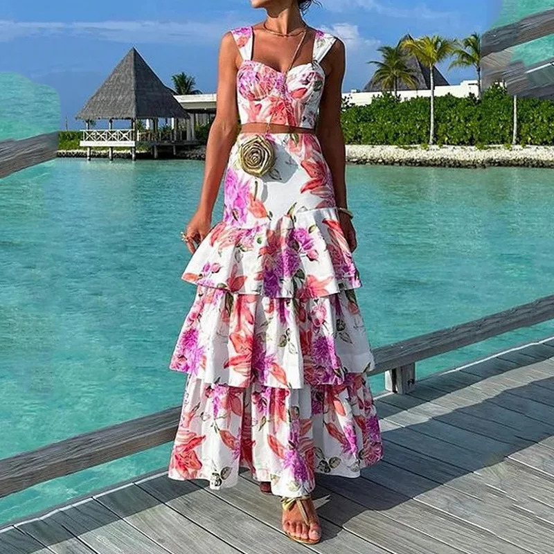 Skirt set for women two-piece printed floral dress set camisole short sleeved top vest cake long skirt sexy and elegant patchwork beach summer 250110