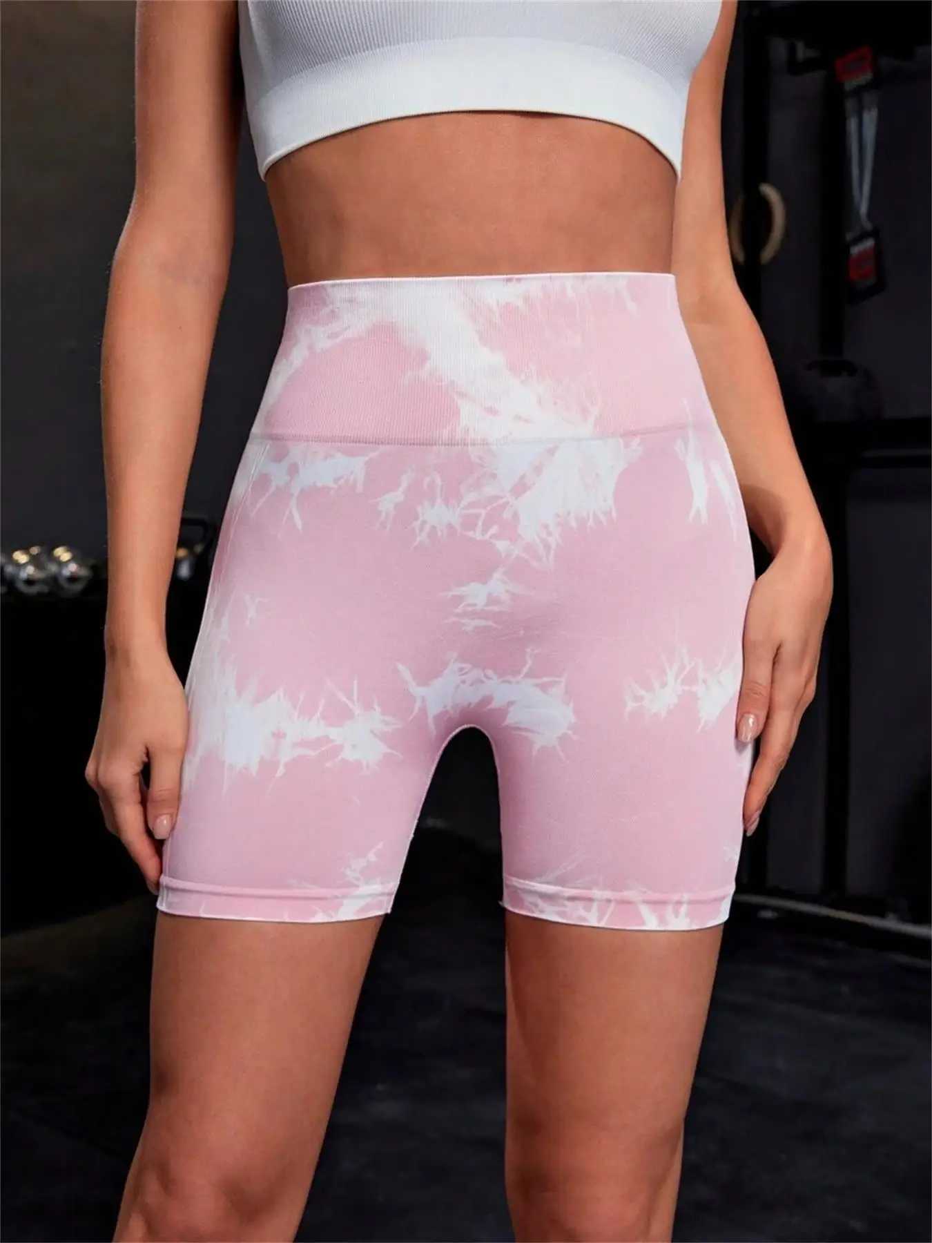 Womens Tie Dye Print Ruched High Waist Sports Shorts Casual Comfy Breathable Seamless Skinny Shorts for Yoga Gym WorkoutXJ250111