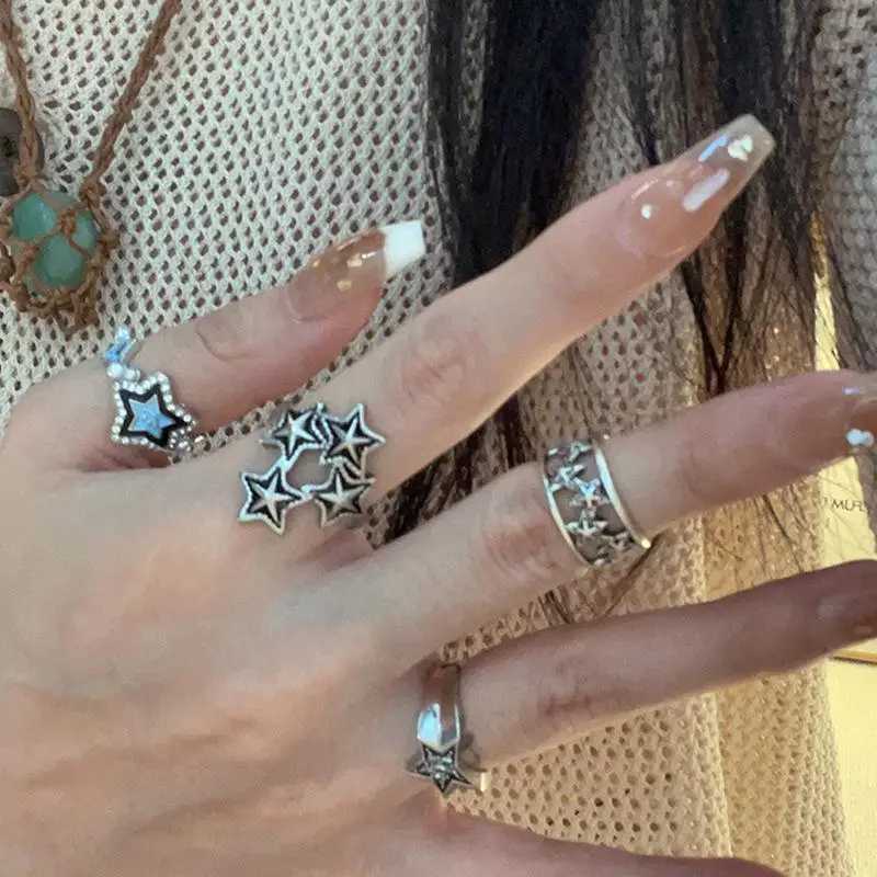 2024 Gothic Unisex Star Ring Set Punk Grunge Cross Star Woman Man Jewelry Hip Hop Party Street Ring Accories New GiftXJ250110