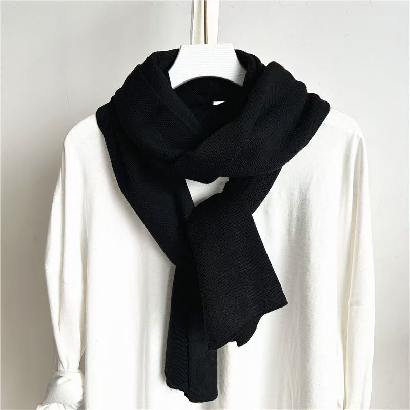 T082 all-match new style knitted solid color scarf autumn and winter warm neck scarf female winter high-end sense couple long