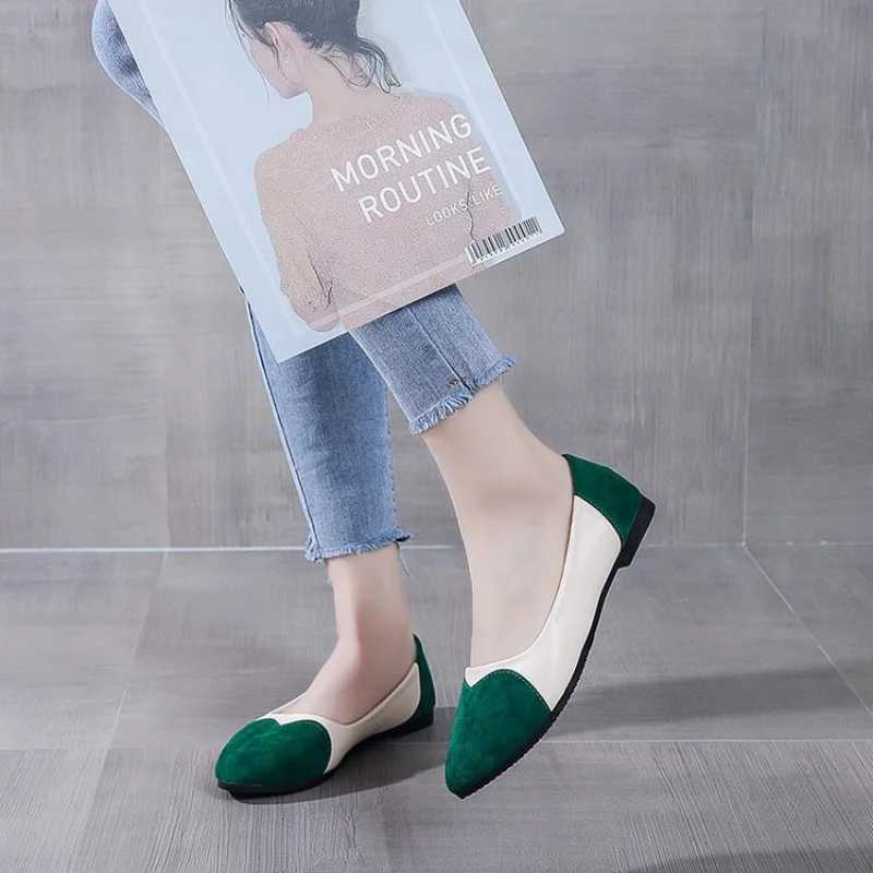 New Arrival New size flat bottomed womens shoes fashionable round toe heart-shaped comfortable soft sole casual womens shoes Zapatos De Mujer T250110