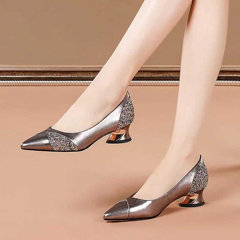 New Arrival PU leather corner toe light casual low boots luxurious rhinestone anti slip office shoes retro smooth womens single shoes T250110