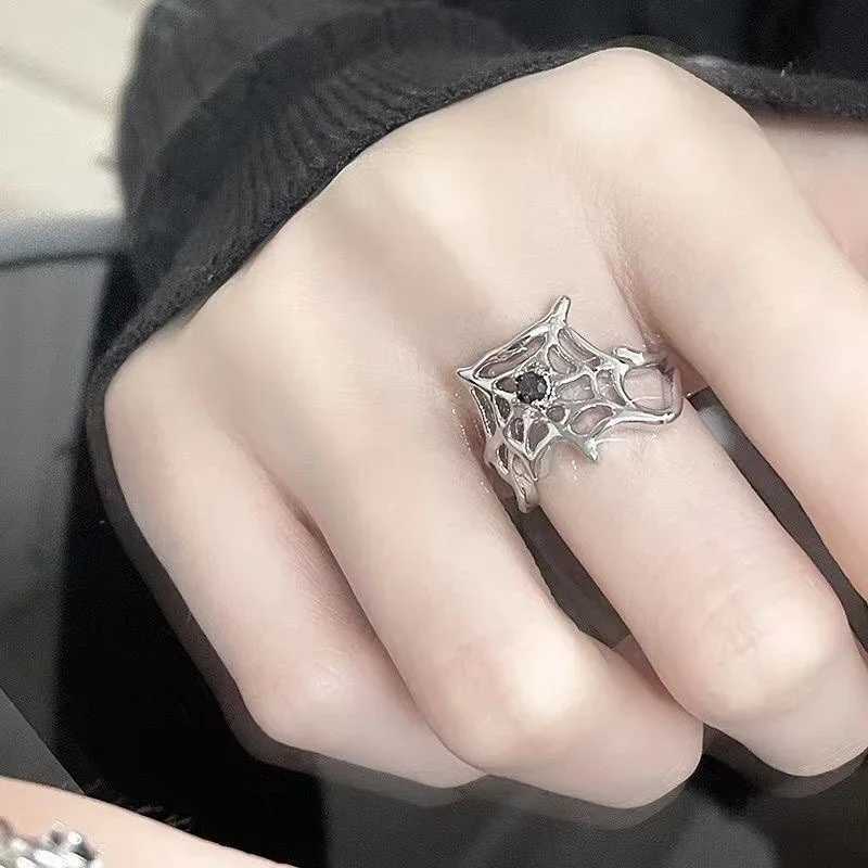 3 Styles Electroplating Black Heart Spider Web Opening Finger Rings Irregular Y2K Vintage Rings Punk Gothic Jewelry Party GiftsXJ250110