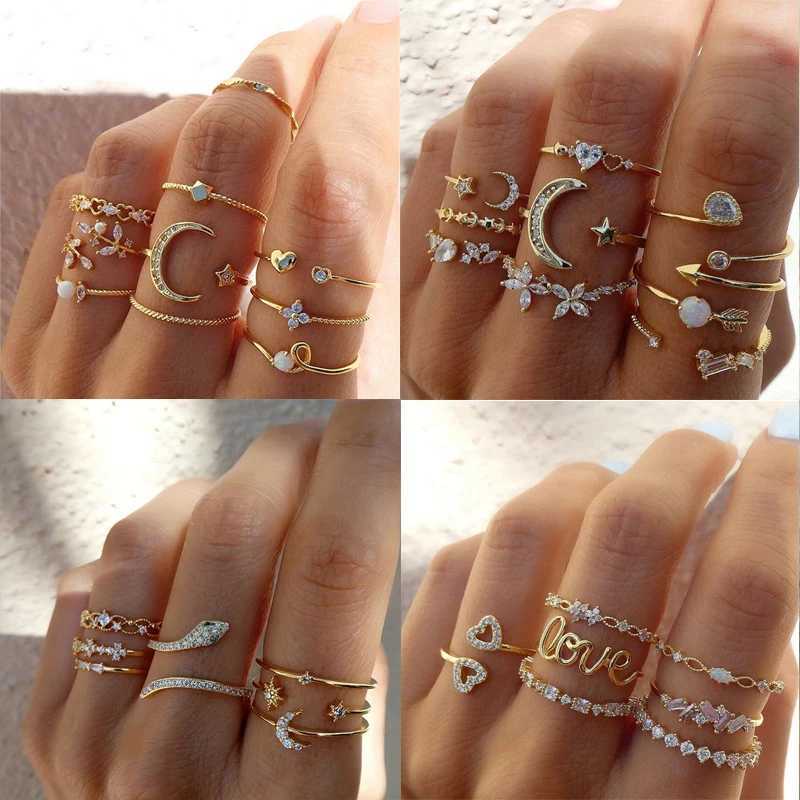 Bohemian Sparkling Zircon Snake Moon Ring Heart Ring Set for Girls Bohemian Crystal Gold Ring Womens Wedding Charm Jewelry Gift W250111