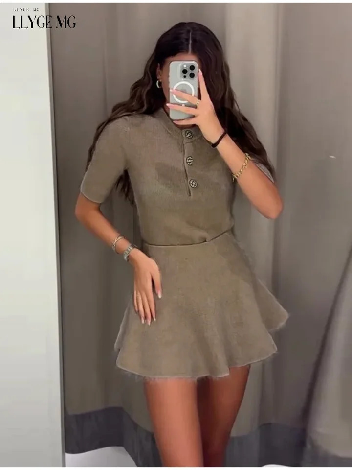 Womens Two Pieces Set Knitwear Summer Short Sleeve Knitted Pullovers A-line Mini Skirt Sets Woman O-neck Buttons Suits Solid 250109
