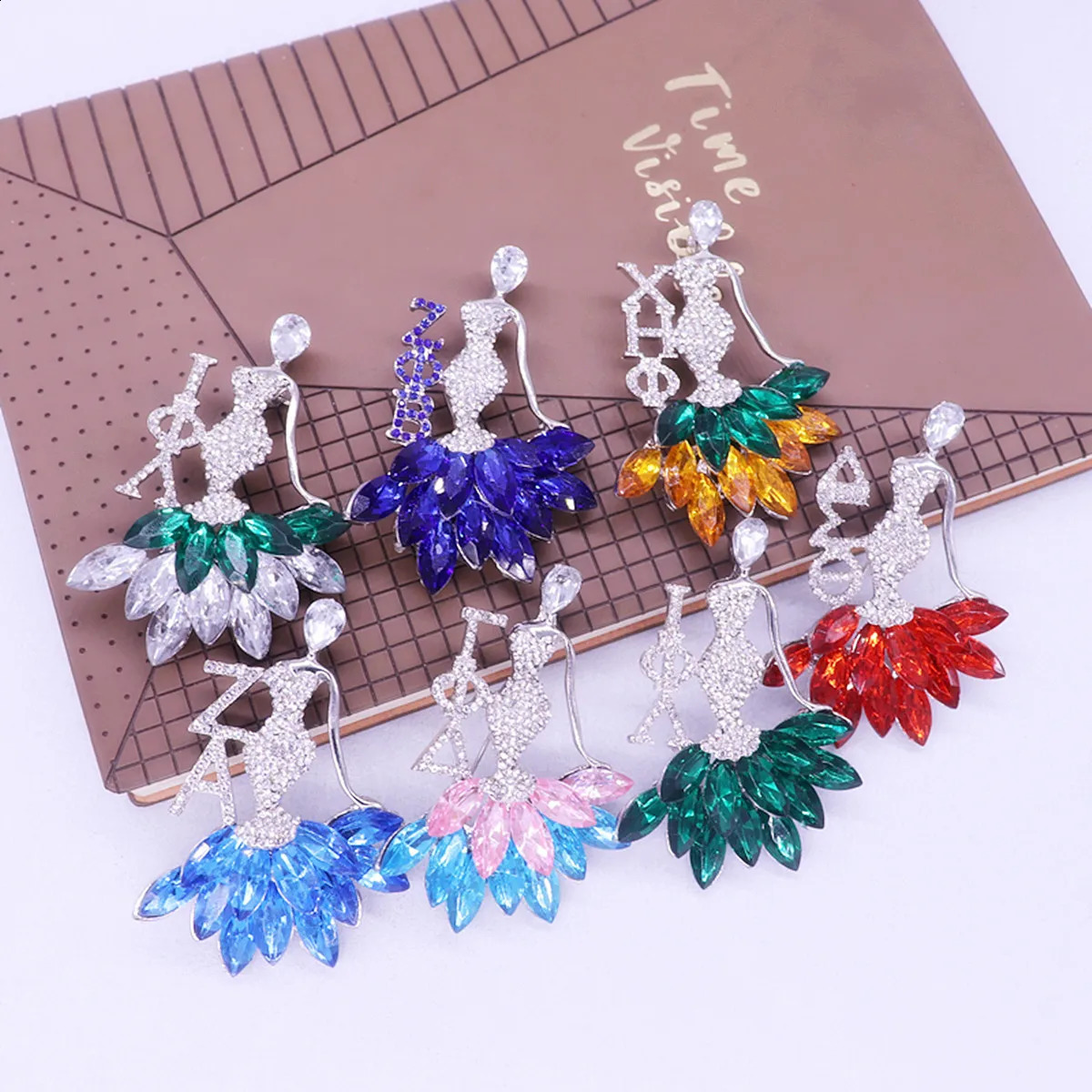 Bling Rhinestone Dancing Lady Letters OES Pin Masonic Order Eastern Star Women Members Brooch Jewelry 250103