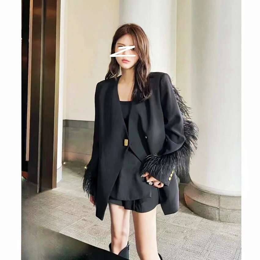 Women's Spring And Autumn New Splicing Feather Black Suit High End Fashion Temperament Contour Design Loose Blazer Coat
