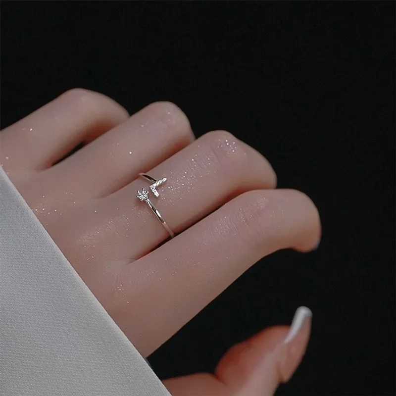 26 English Letter Open Finger Rings A-Z Initials Name Alphabet Female Creative Ring Fashion Wedding Party Jewelry GiftsXJ250110