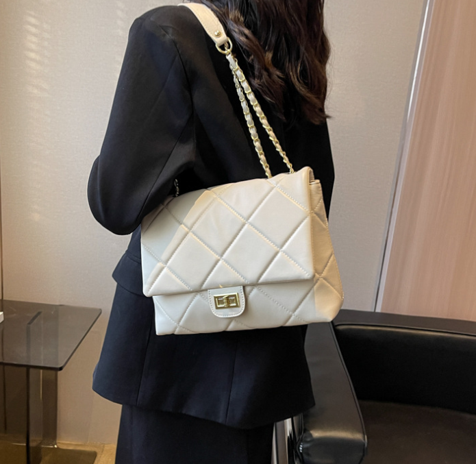Women Shoulder Bag Fashion Versatile Large Capacity Designer Simple Style Triple Black White Beige Free shipping