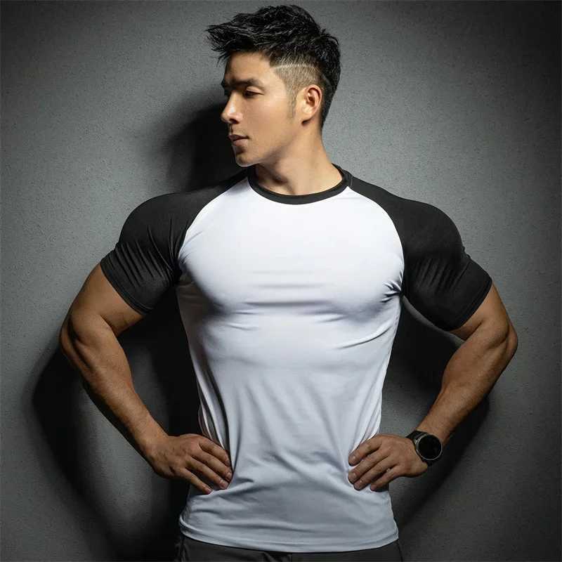 New summer leisure running T-shirt gym training top elastic quick drying solid color short sleeved sports T-shirt mens sports shirt W250111