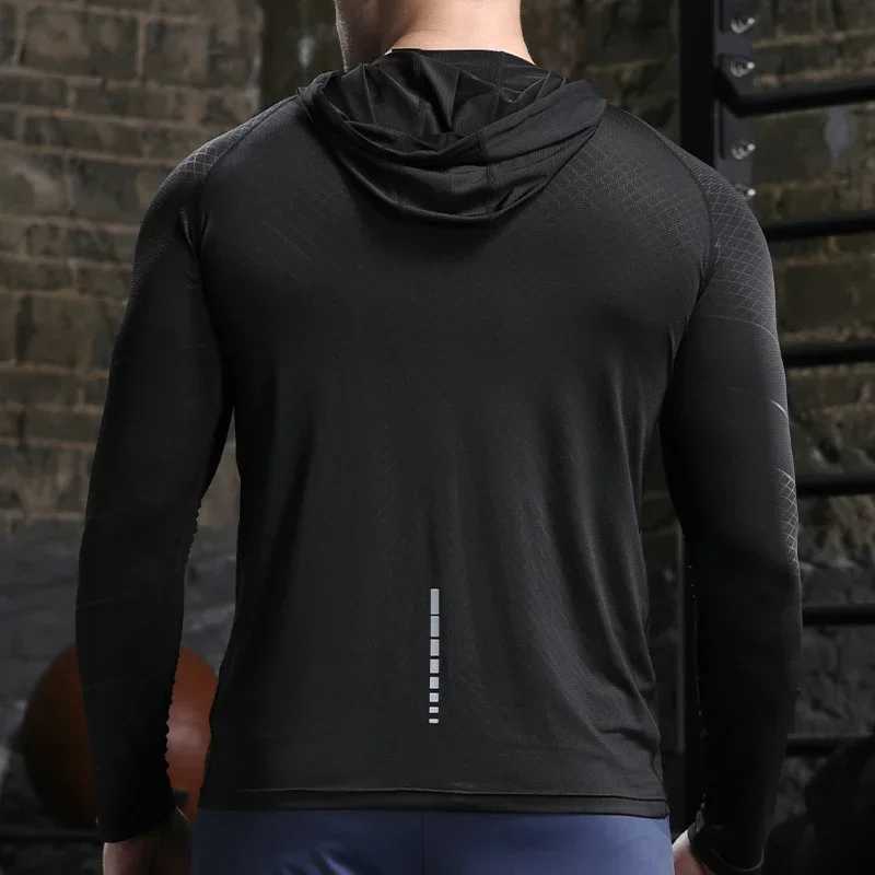 Mens outdoor sports hoodie quick drying suitable for long sleeved tops with hood mens running sportswear casual quick drying sportswear W250111