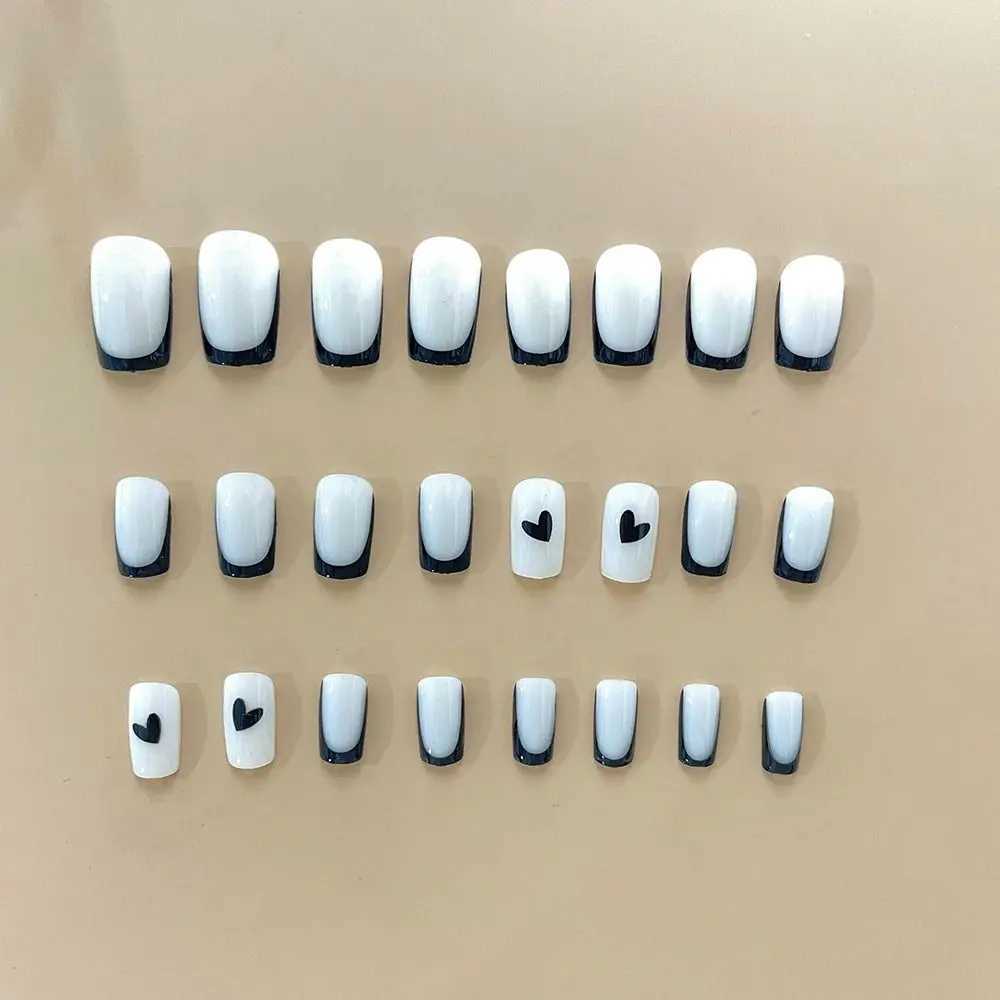 24pcs Detachable Black Line Love Fake Nails Short Length Full Cover Press on Nails Nail Tips GirlXJ250110
