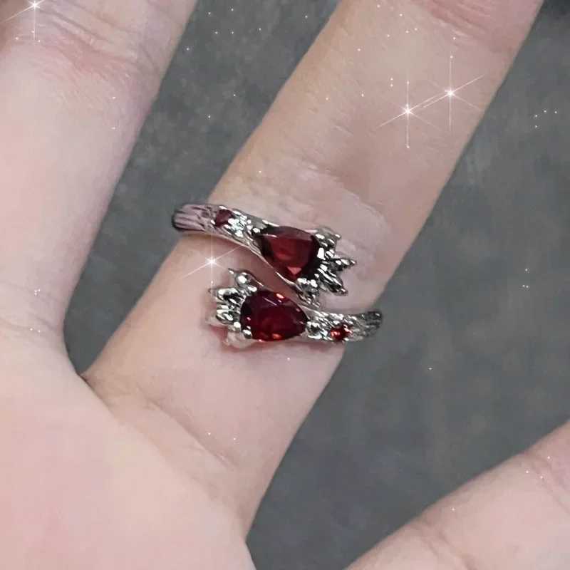 Gothic punk retro red crystal heart-shaped geometric irregular open ring set Y2K Halloween womens Kpop jewelry setXJ250412