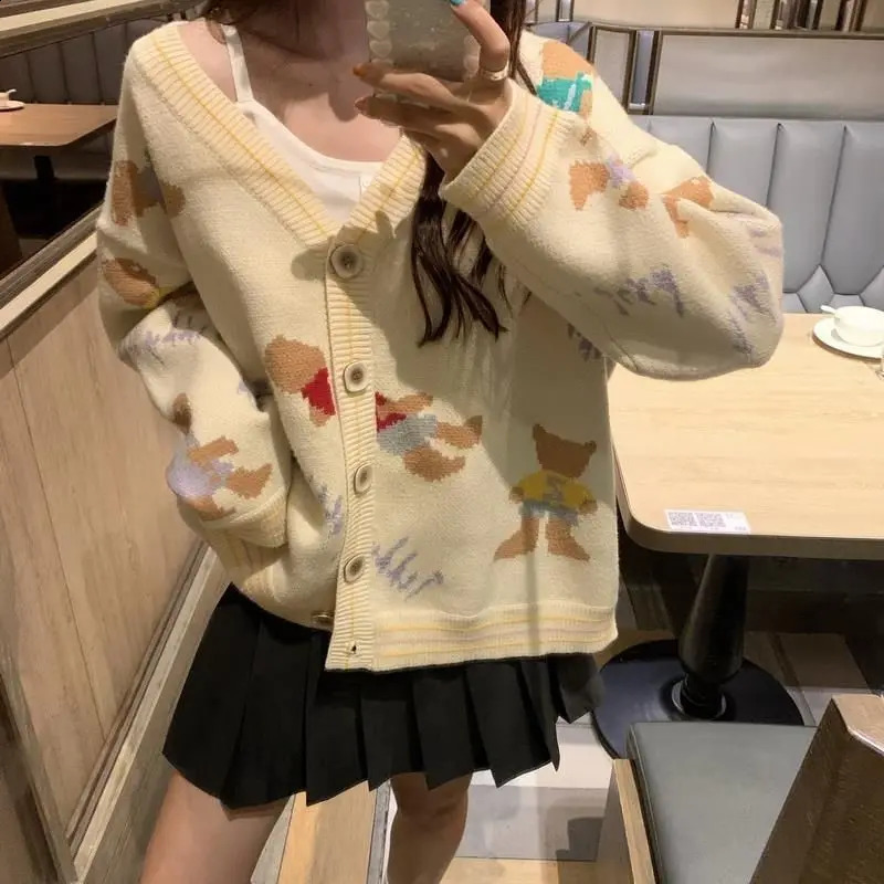 Knitted Korean Cardigan Womans Clothes Cute V-neck Jacquard Loose Outerwear Lazy Style Youth Lively Fashion Trend Autumn Winter 250106