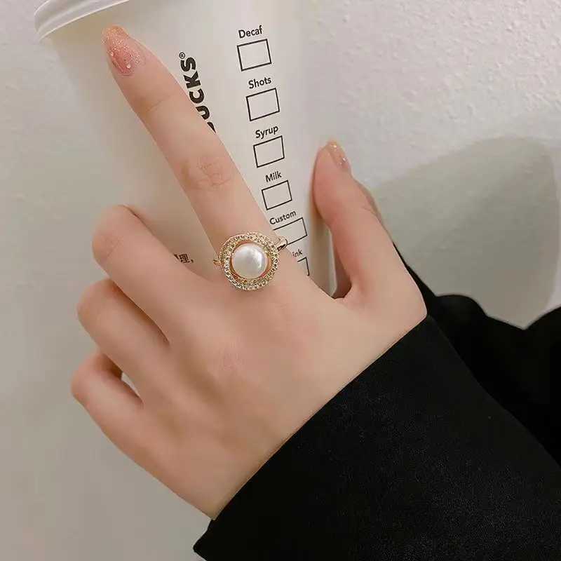 Simple set zircon gold rose pearl ring suitable for womens personalized fashion daily decoration party jewelry birthday giftXJ250412