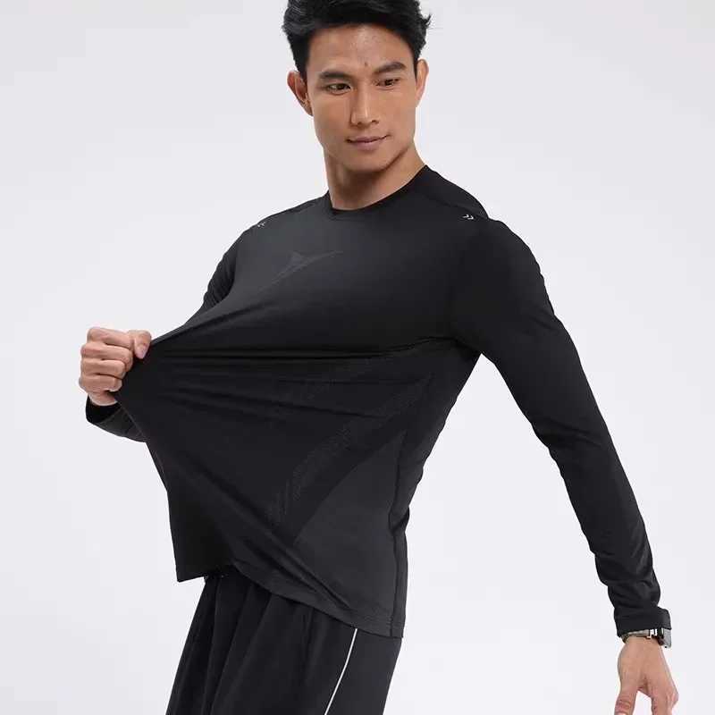 Mens sports running training fast drying long sleeved printed round neck T-shirt breathable and elastic tight fitting gym fitness suit W250111