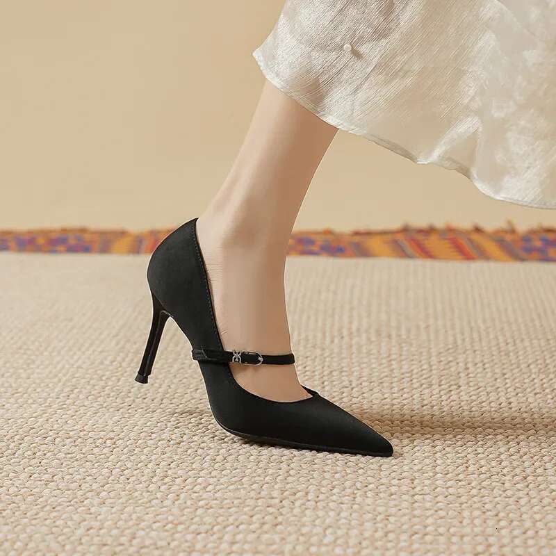 Black New French Style Mary Jane High Heels With Thin Heels, Pointed One Piece Buckle, Fashionable Single Shoes