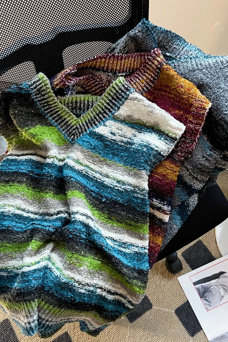 American Retro Gradient Striped Sweater Vest for Men and Women 2023 Autumn College Lazy Style Sleeveless Knitted Coat Tops 250107