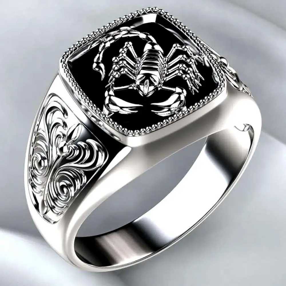 Vintage Alloy Scorpion Ring for Mens Viking Gothic Steampunk Hip Hop Carved Animals Pattern Party Club Ring Birtay GiftXJ250110