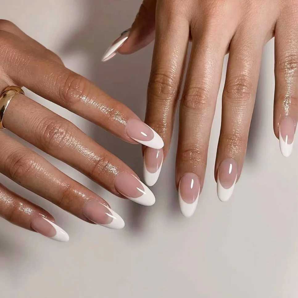 24P French Oval False Nails Girls White Edge Design Nude Color Wearable Press on Nail Full Cover Short Acrylic Almond Fake NailsXJ250110