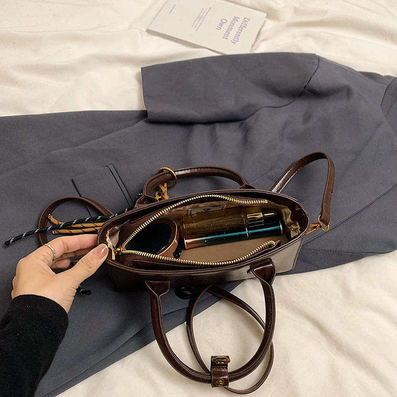 2025 Designer 2025 free shipping 3 designer Shoulder Bags for women Handbag Plainr crossbody bag vintage black brown red flaps