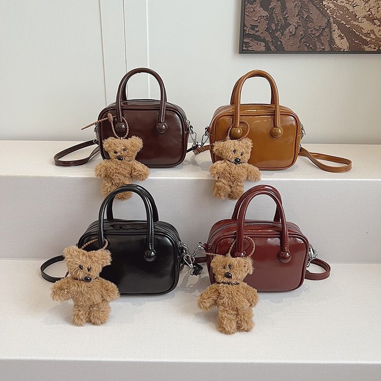 Little Bear Plush Doll Single Shoulder Crossbody With Unique Design Small Square Designer Handbag Cute Style Hand Pillow Women's Bag