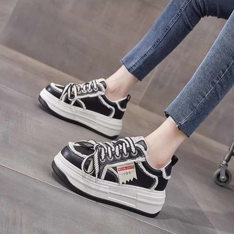2025 New Height Increase 7cm Cow Leather Board Shoes Mixed Color Women's Thick Sports Shoes Designer Fashion Platform Sloping Heel Thick Soled Wo