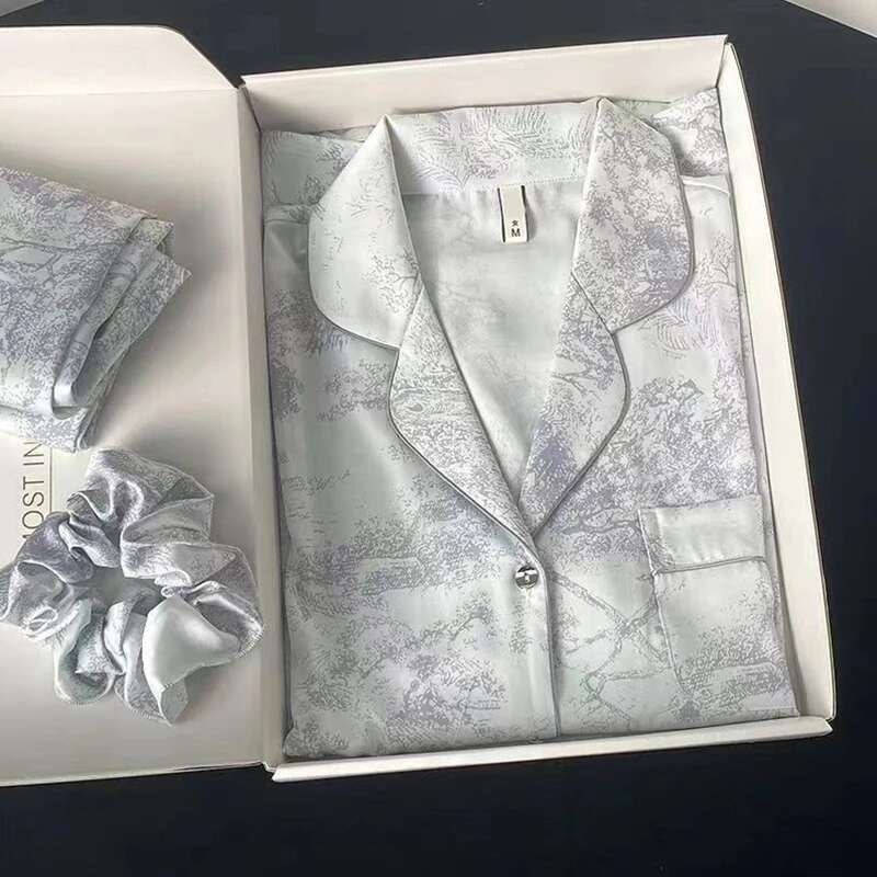 2025 New Ice Silk Pama Collar Button Designer Cardigan Set 2-piece Fashion Printed Women's Pajama Set