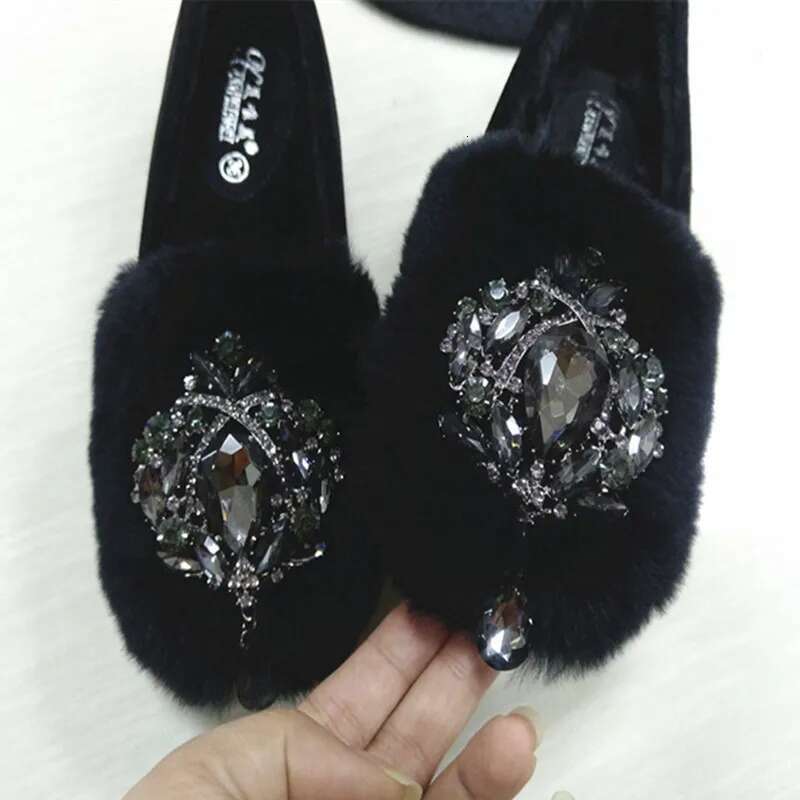 Thicken Fur Brand Snow Loafers 2019 Popular Plush Female Shoes Warm Big Crystal Flexible Peas Oxfords Korean Ballet Flats