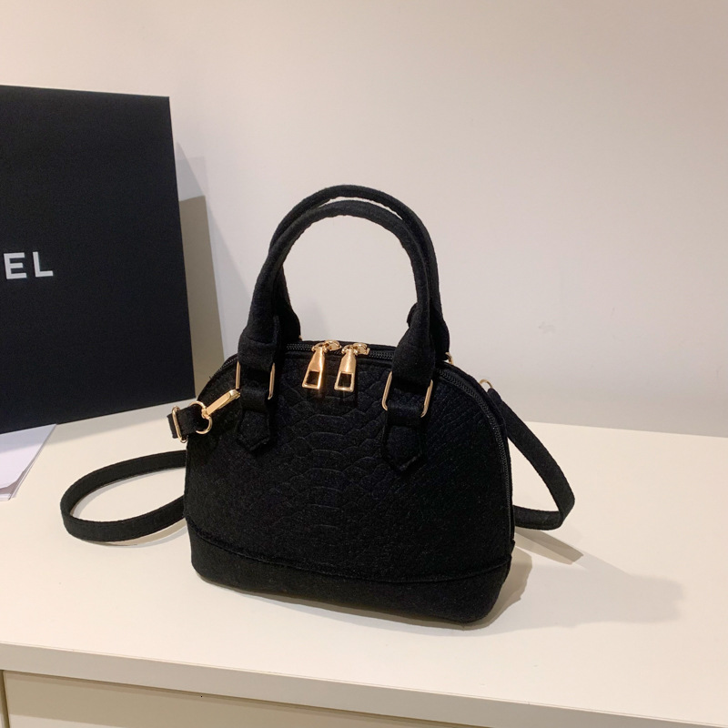 Baobao 2025 Spring New Korean Designer Handbag Fashion Handheld Shell Simple And Casual One Shoulder Crossbody Bag Female