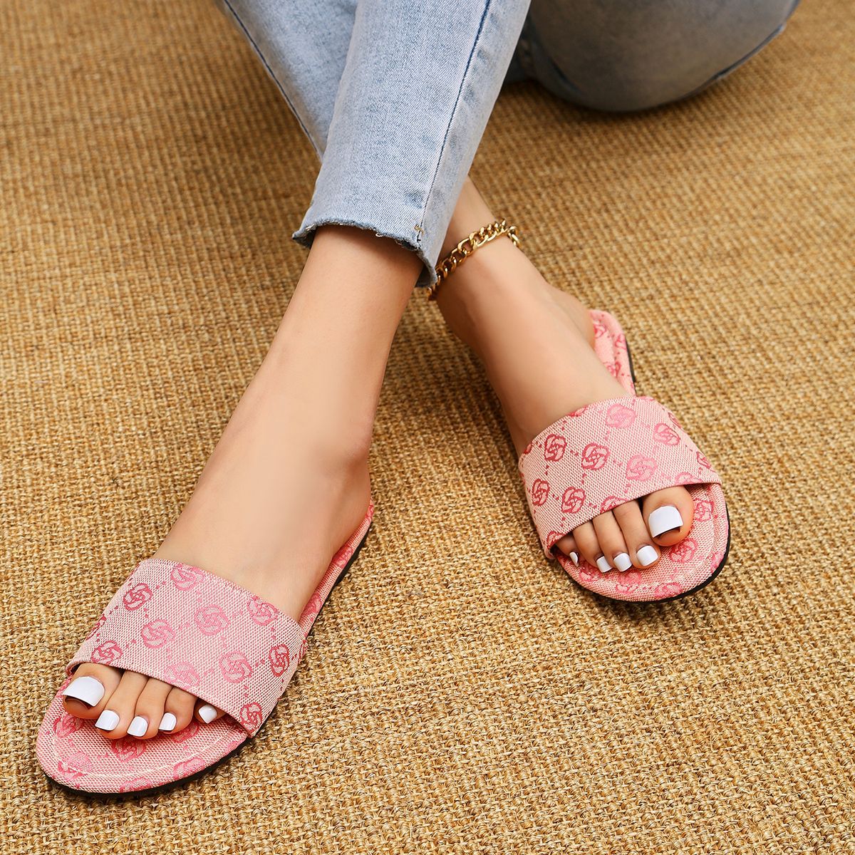 hot free shipping designer Sandals for woman 2025 newoutdoor breathable light platform slippers fashionable and comfortable khaki pink