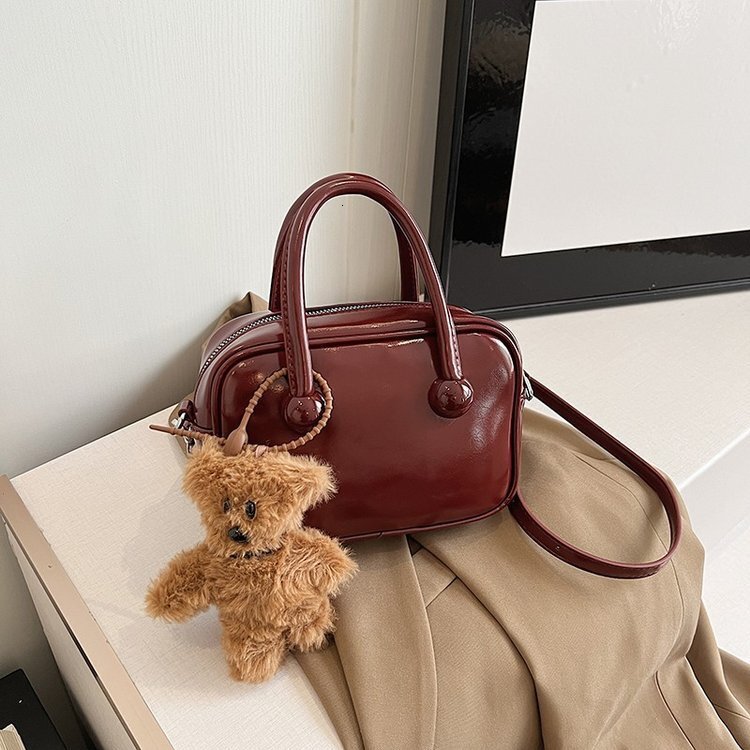 Little Bear Plush Doll Single Shoulder Crossbody With Unique Design Small Square Designer Handbag Cute Style Hand Pillow Women's Bag