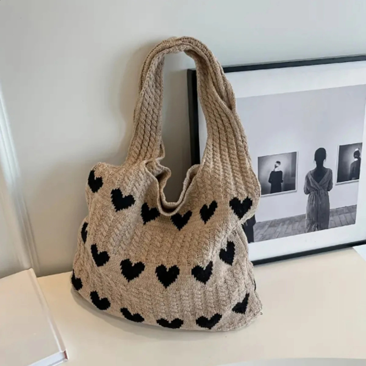 Khaki fashion knitted bag woven love womens small fresh highgrade exquisite wool hand bill shoulder 1 pack 250107