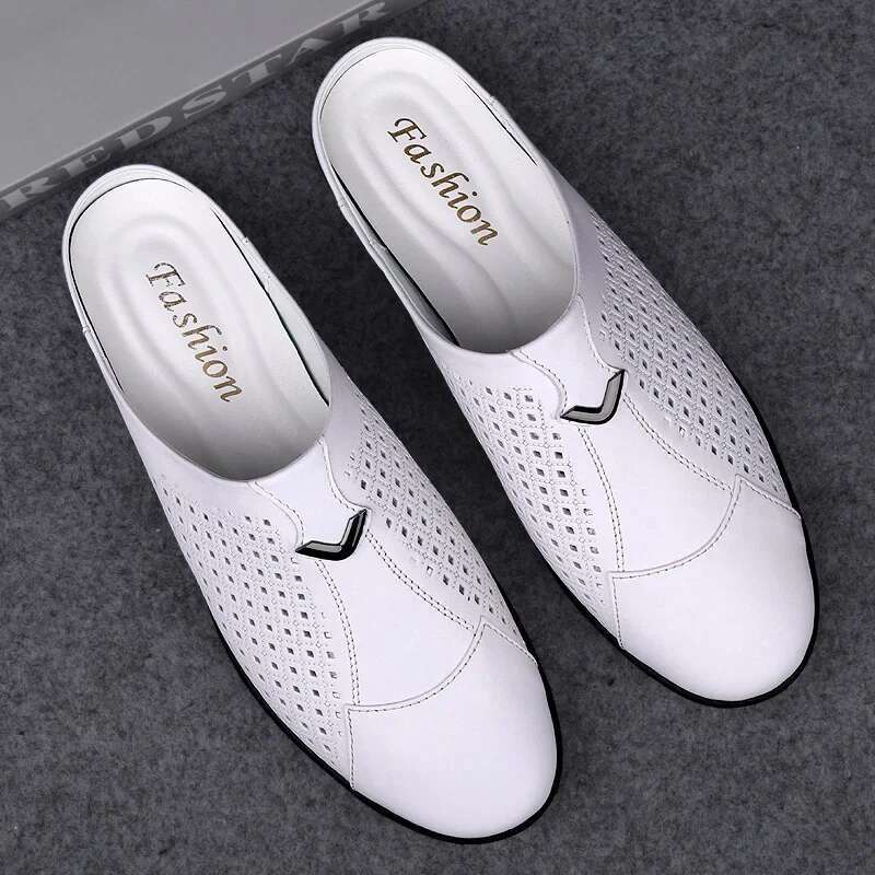 2024 Adult Summer Half Drag Peas Leather Mens Driving Shoes Men's Penny Loafers Men Moccasins Man Mules Tenis Mascuo White