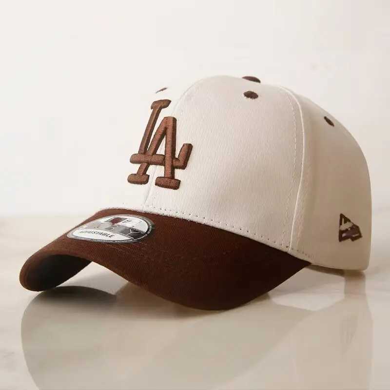 Ball Caps 2025 new fashion summer outdoor leisure travel mens and womens street cap Sun protection universal hat H250112