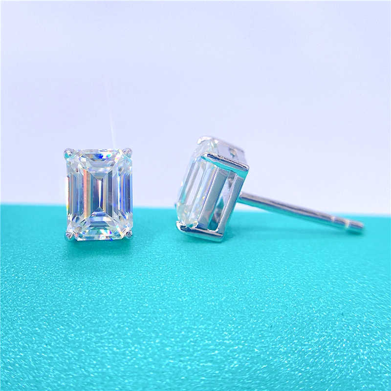 Best Shining Moissanite Earrings VVS S925 Emerald Cut Stud Moissanite Earrings